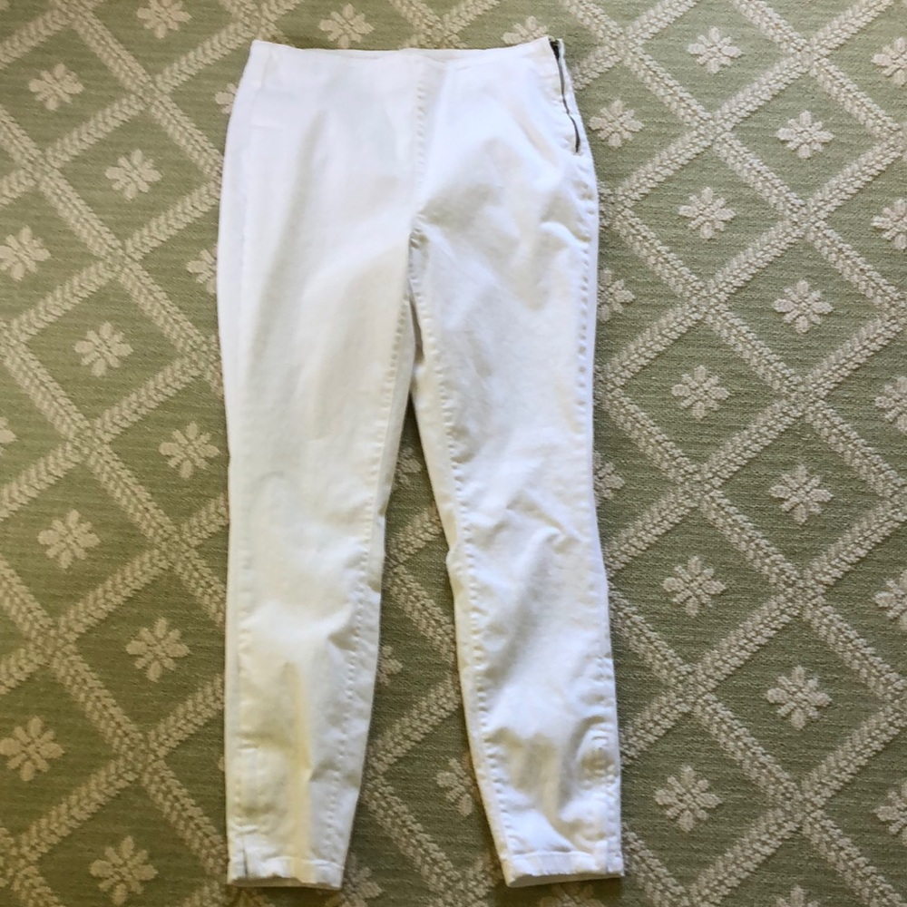 Almost new Ladies’ white jeans. 
Size 10